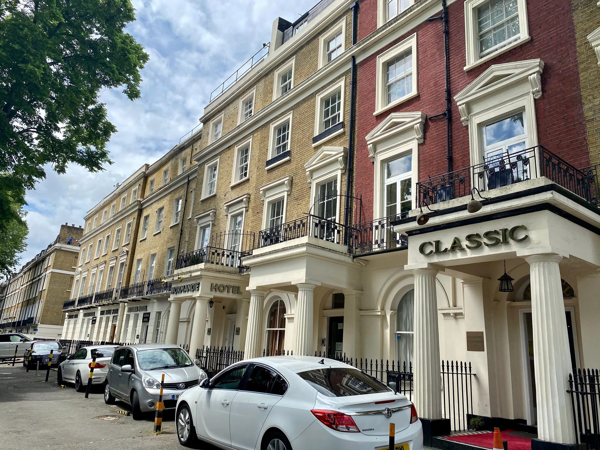 Sussex Gardens