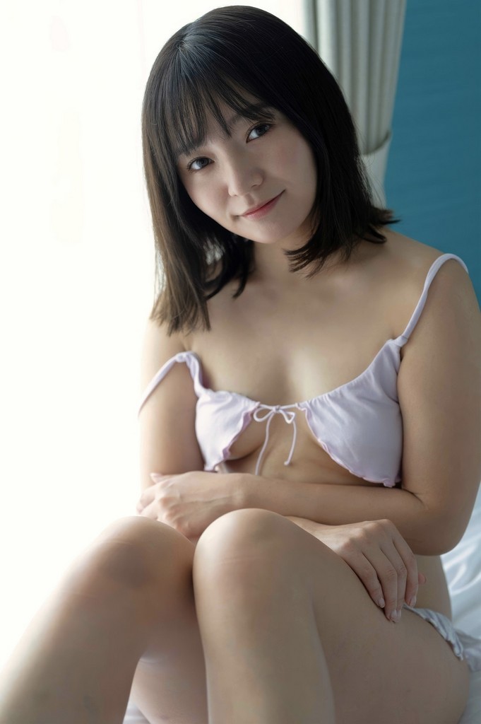 Eliza gallery image